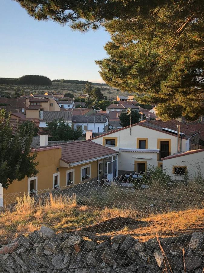 Casa Rural Los 7 Pinos De Gredos Navarredonda de Gredos Exterior foto