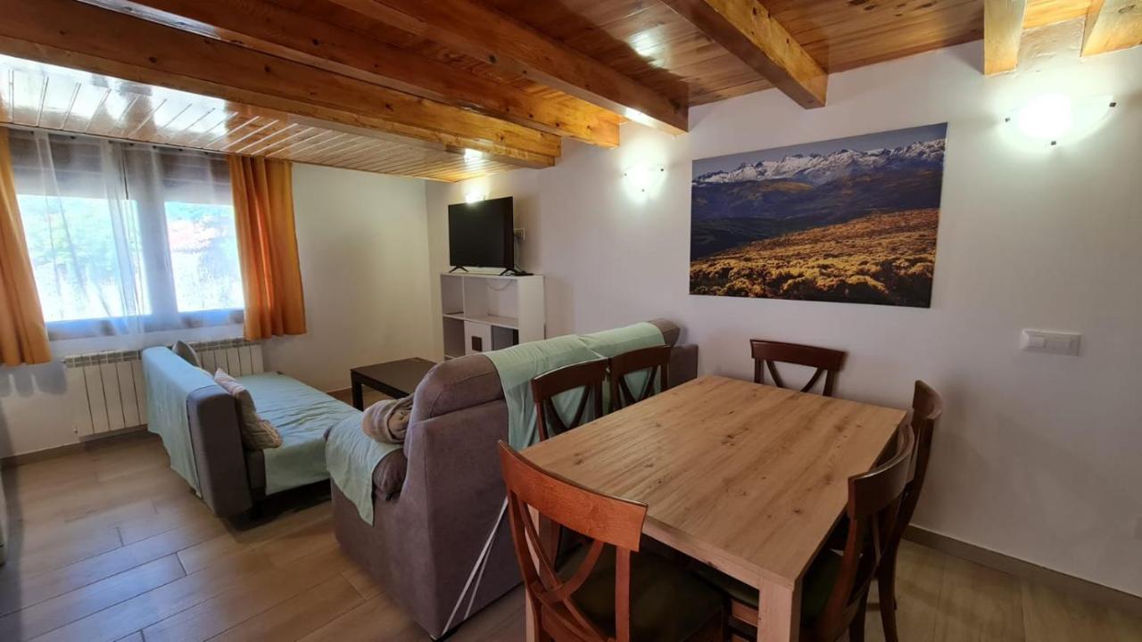 Casa Rural Los 7 Pinos De Gredos Navarredonda de Gredos Exterior foto